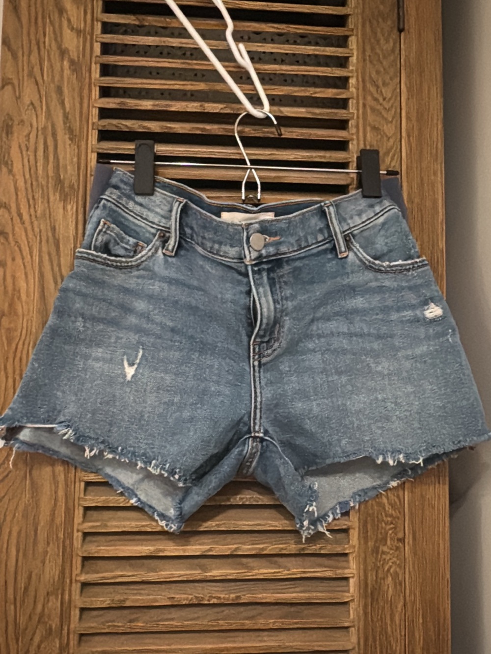 Hatch The Cut Off Maternity Short